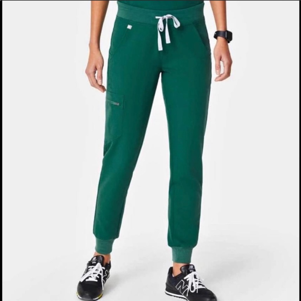FIGS HUNTER GREEN ZAMORA JOGGERS